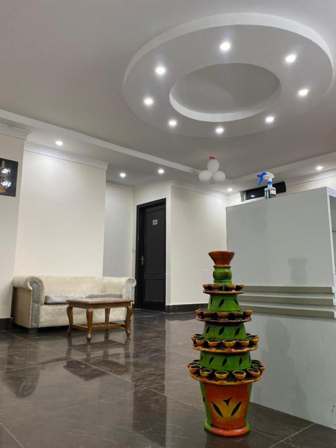 Готель S.R Plaza Khurja Екстер'єр фото